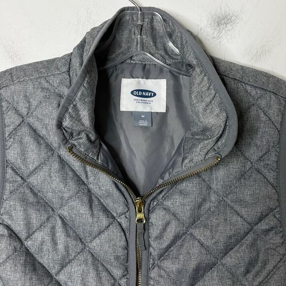 Old Navy Women's Vest Jacket M Heather Gray Quilted Texture Full Zip Lightweight - Picture 2 of 8
